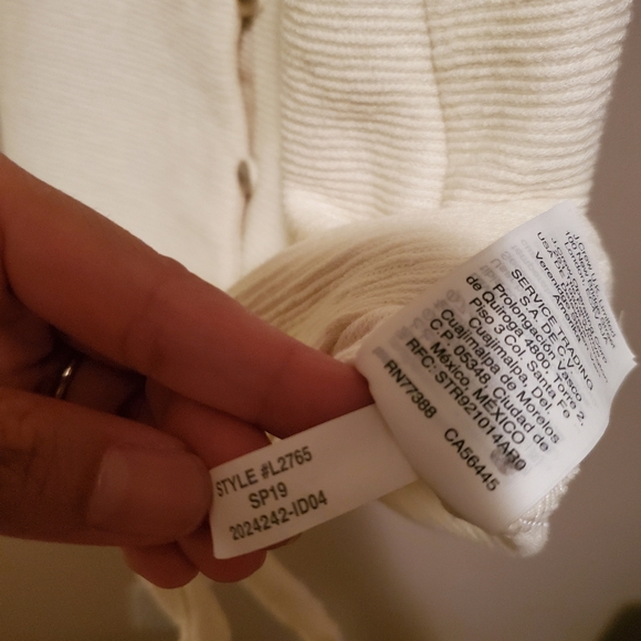 Madewell Texture & Thread XS Button Front Tie Front Top - Picture 4 of 6